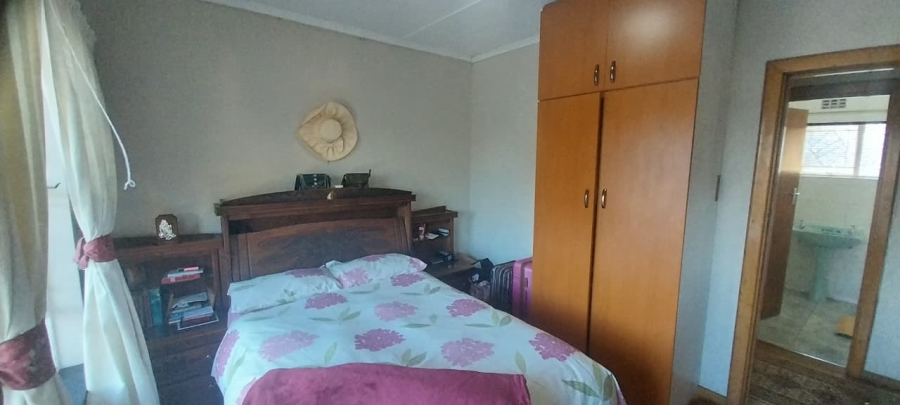 4 Bedroom Property for Sale in Amalinda North Eastern Cape